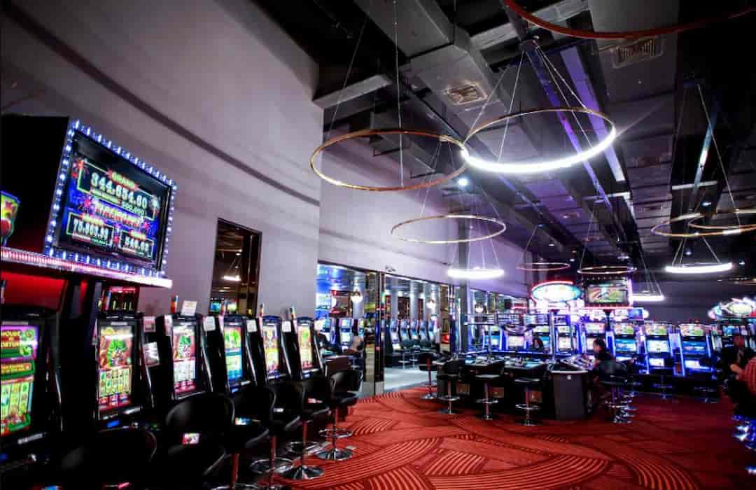 Hãy đến với Poipet Casino để thỏa sức cá cược trên sòng bài