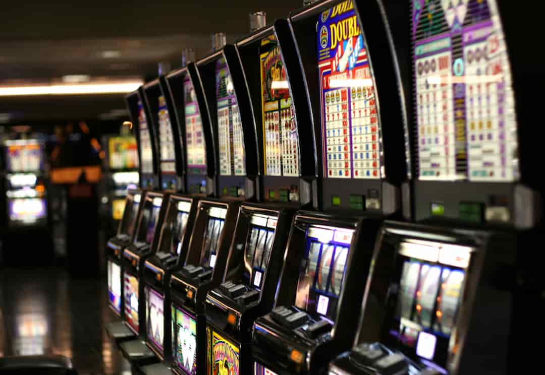 Slot Machine là một trong số các trò chơi nổi bật nhất