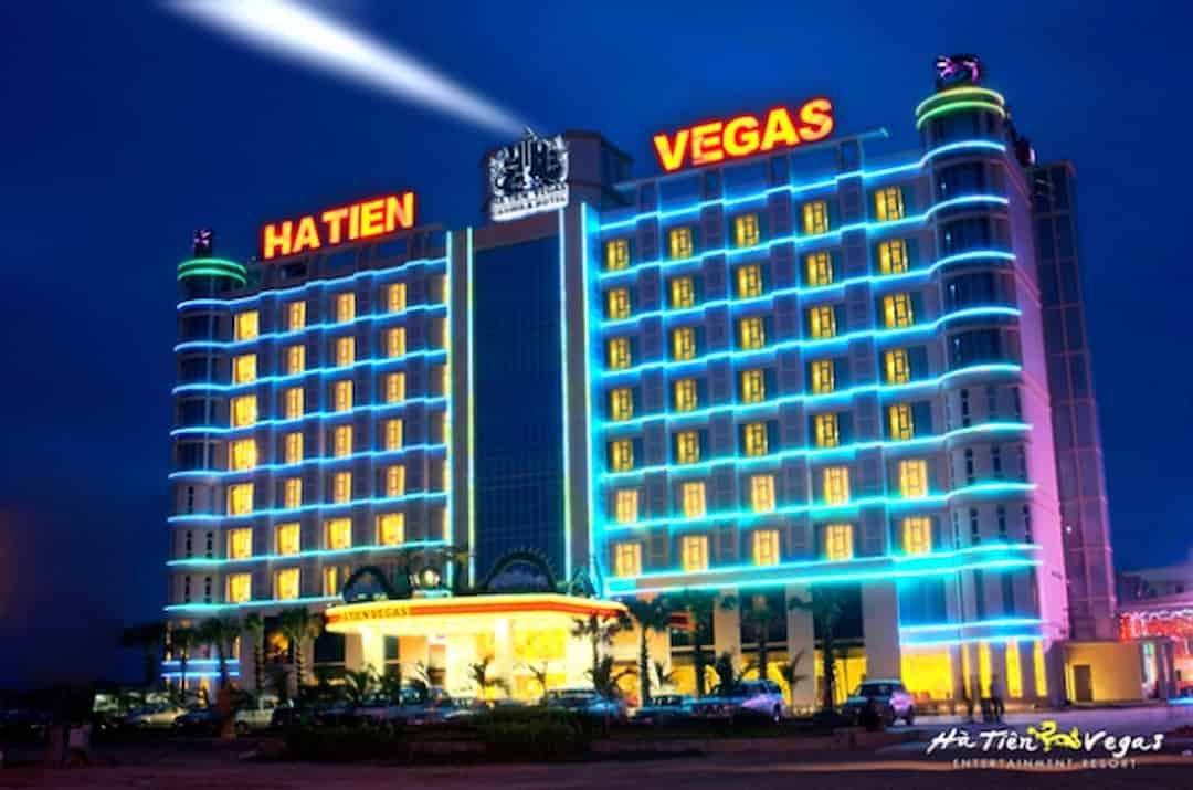 nhân viên ha tien casino chuyên nghiệp